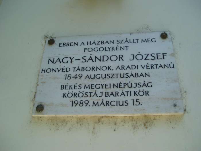 Gyula, Petőfi tér 04. 2.kép.jpg Gyula, Petőfi tér 04. 2.kép.jpg