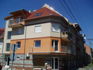 Hódmezővásárhely, Kinizsi u. 27.jpg Hódmezővásárhely, Kinizsi u. 27.jpg