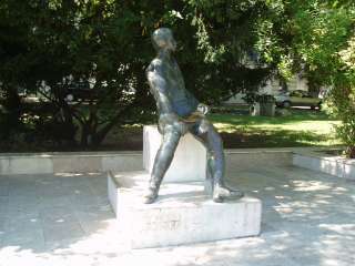 Kecskemét, Katona J. tér 05. Katona J. emlékmű.jpg Kecskemét, Katona J. tér 05. Katona J. emlékmű.jpg