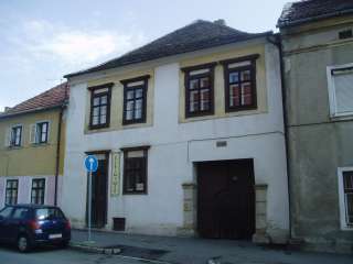 Sopron, Bécsi út 14.jpg Sopron, Bécsi út 14.jpg